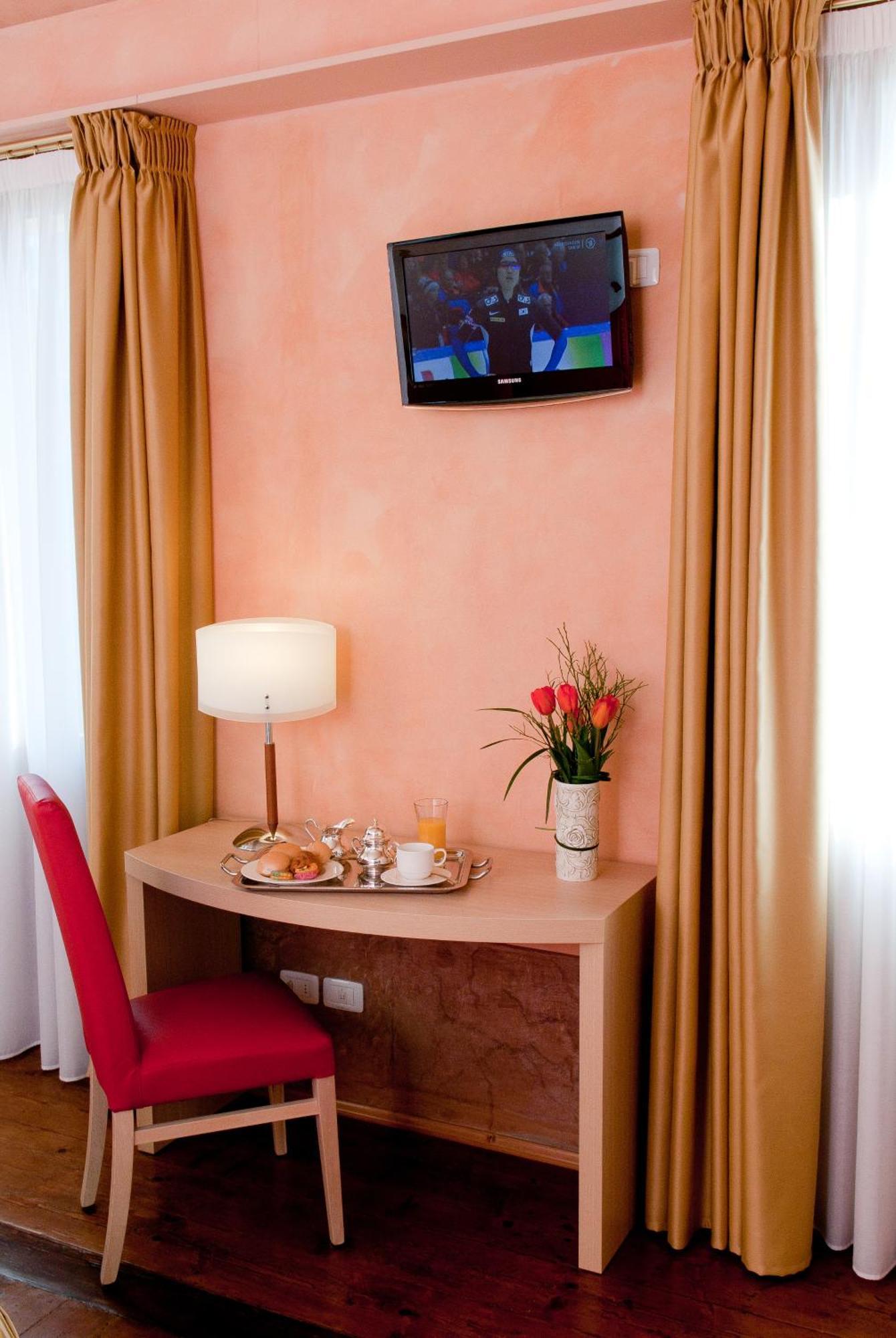 Hotel Villa Maternini Vazzola Bilik gambar