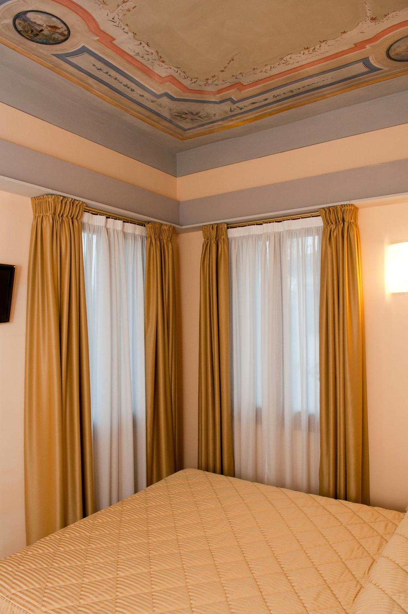 Hotel Villa Maternini Vazzola Bilik gambar