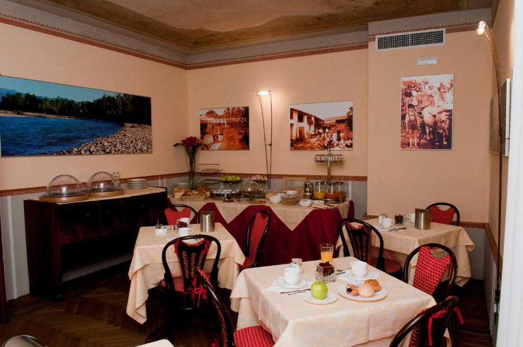 Hotel Villa Maternini Vazzola Luaran gambar